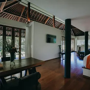 Uma Giri By Pramana Villa